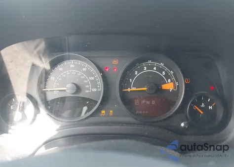 2016 Jeep Compass Sport из США, поврежденный, VIN 1C4NJCBA5GD561016